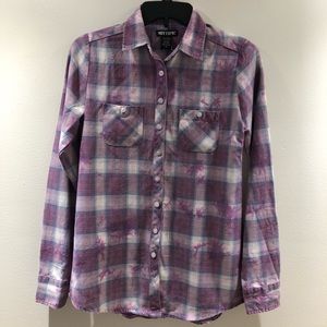 Hot Topic long sleeve flannel